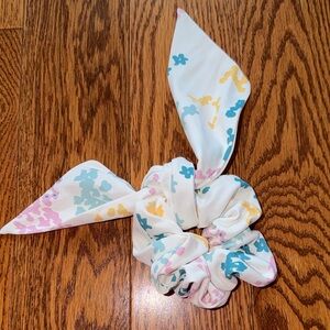 FREE Swannies Golf Hair Scrunchie